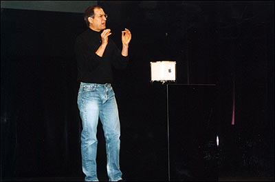 Steve Jobs Introduces the Power Mac G4 Cube.